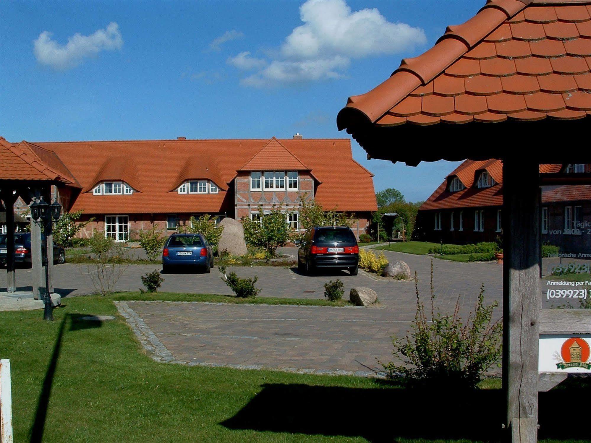 Flair Seehotel Zielow Ludorf Exteriör bild