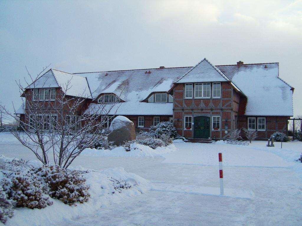 Flair Seehotel Zielow Ludorf Exteriör bild